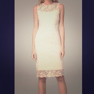 🎉SOLD: White House Back Market Lace Overlay Dress